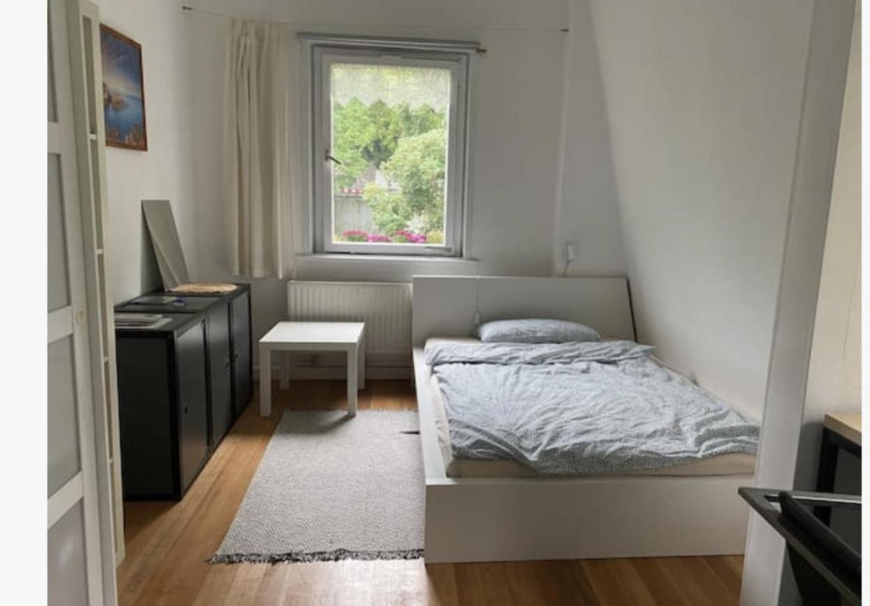 Altbauwohnung Stuttgart Ost Eksteriør billede